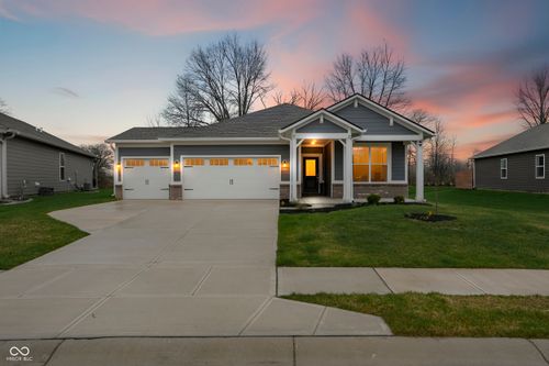 7061 Stetson Dr, Whitestown, IN, 46075-0403 | Card Image