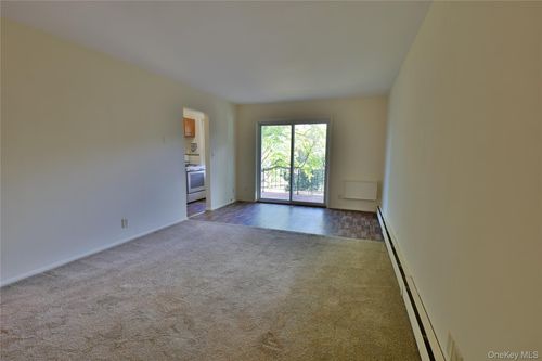 51 Leroy Pl, Newburgh, NY, 12550-3660 | Card Image