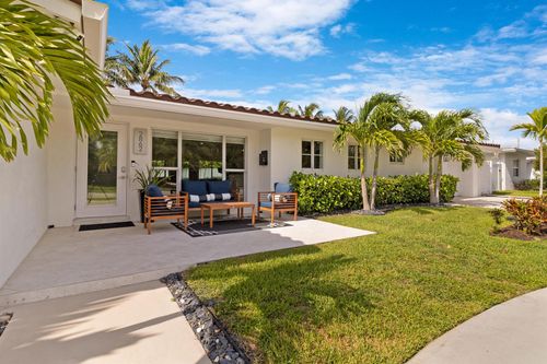 2862 Ne 35th Ct, Lighthouse Point, FL, 33064-8574 | Card Image