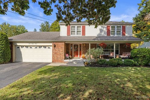 611 Sandlewood Dr, Lewiston, NY, 14092-1109 | Card Image