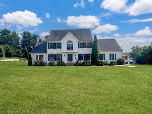 15 Pennock Rd, Ashland, MA, 01721-1480 | Card Image