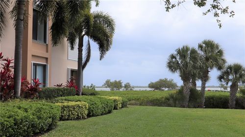 apt-201-6240 E Mirror Lake Dr, Sebastian, FL, 32958-8477 | Card Image