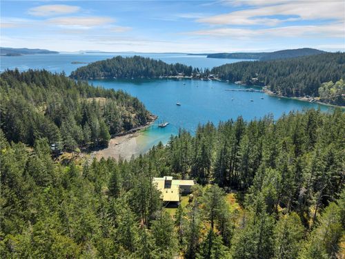 1395 Manzanita Rd, Cortes Island, BC, V0P1K0 | Card Image