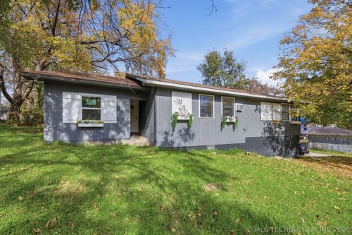 400 W Tulsa Ave, Spavinaw, OK, 74366-5032 | Card Image