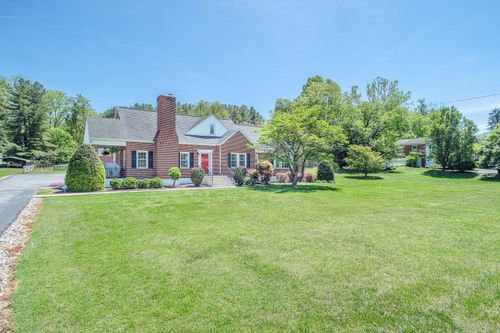 5654 Lee Hwy, Troutville, VA, 24175-6848 | Card Image