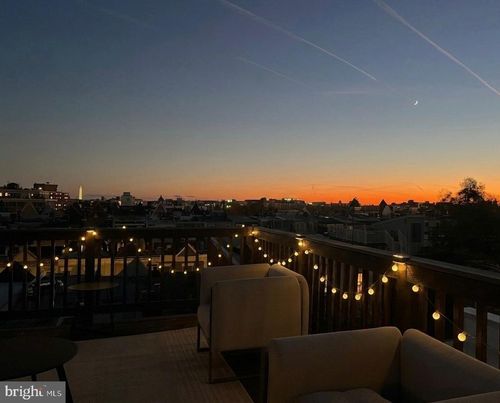 1736 V St Nw, WASHINGTON, DC, 20009-2611 | Card Image