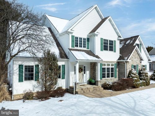 125 Oak Pointe Cir, STATE COLLEGE, PA, 16801-8600 | Card Image