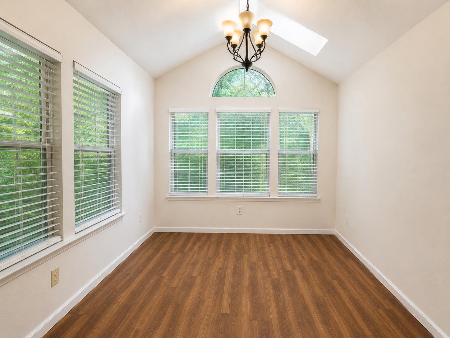 Residential in OXON HILL 5