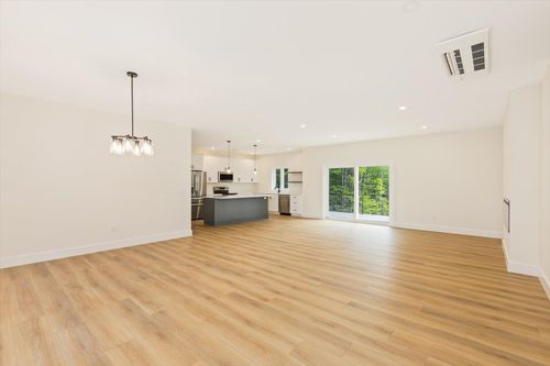 7 Spring Hill Rd, Hancock, NH, 03449-5600 | Card Image