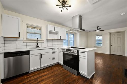 108 N Ditzler Ave, Independence, MO, 64053-1234 | Card Image