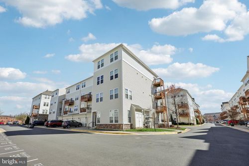 unit-303-24628 Byrne Meadow Sq, ALDIE, VA, 20105-5711 | Card Image