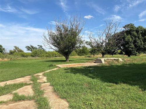 1630 Crossroad, Altus, OK, 73521-9577 | Card Image