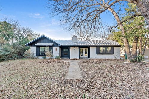 18 Eden Rock Ln, Hilltop Lakes, TX, 77871 | Card Image