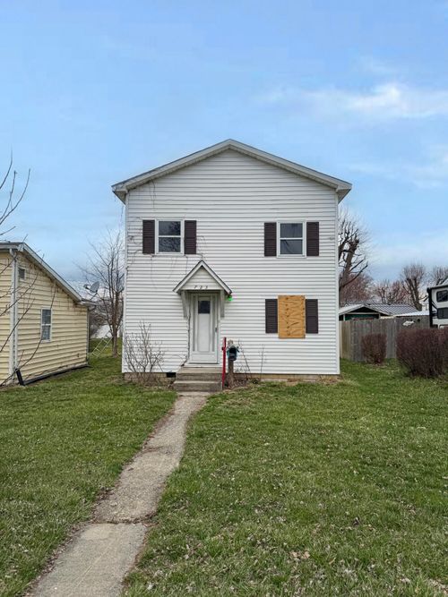 723 Central St, Union City, OH, 45390-1601 | Card Image