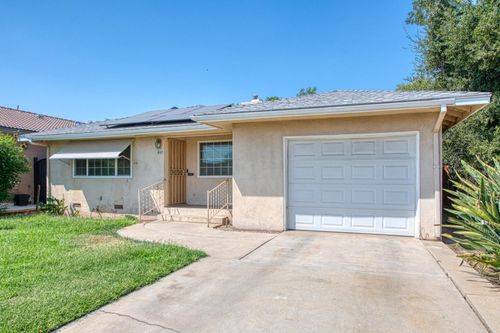 957 S Hope Ave, Reedley, CA, 93654-3736 | Card Image