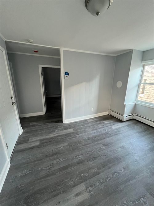 3n-106 Kilburn St, Fall River, MA, 02724-2659 | Card Image