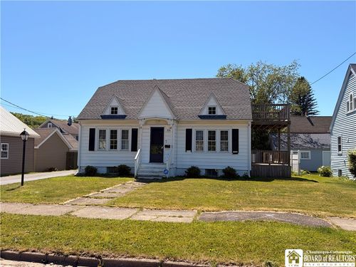 328 Hall Ave, Jamestown, NY, 14701-6231 | Card Image