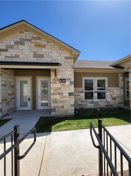620-1000 Gattis School Rd, Round Rock, TX, 78664-2570 | Card Image