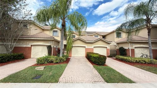 3887-3887 Tree Top Dr, Weston, FL, 33332-2140 | Card Image