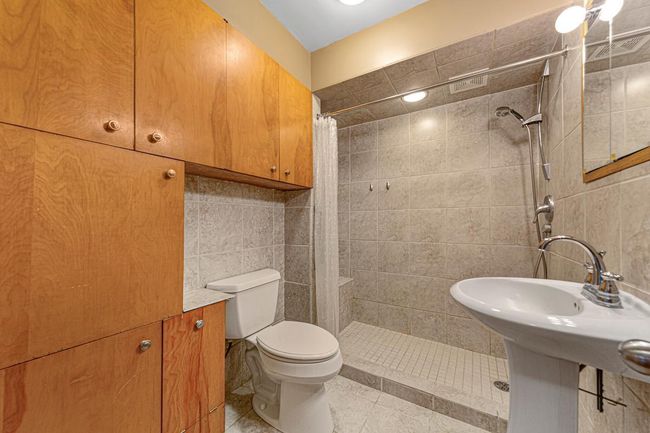 Main Floor Bath View 2.jpg | Image 24