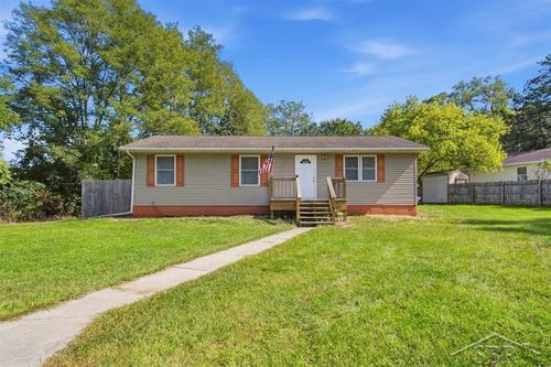 1753 Airway Dr, Mount Pleasant, MI, 48858-1067 | Card Image