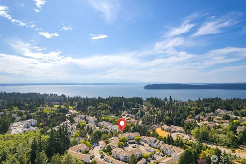 unit-c201-5400 Harbour Pointe Blvd, Mukilteo, WA, 98275-5145 | Card Image