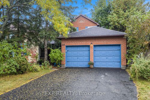 433 Pickford Dr, Kanata, ON, K2L3R6 | Card Image