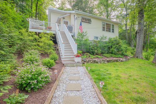 158 Stadley Rough Rd, Danbury, CT, 06811-3269 | Card Image