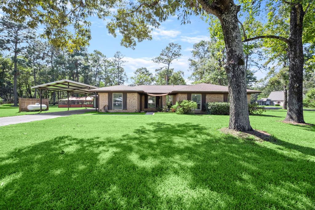 Plantation Estates Cir, Porter, TX 77365