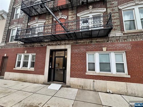 302 3rd Street, East Newark, NJ, 07029 | Card Image
