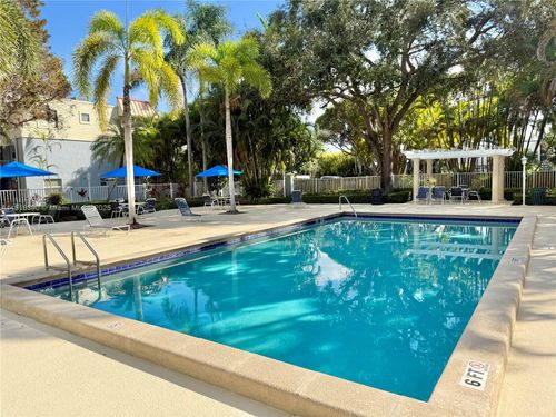 apt-215-4600 Sw 67th Ave, Miami, FL, 33155-5843 | Card Image