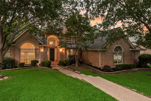 517 Northwood Trl, Southlake, TX, 76092-7427 | Card Image