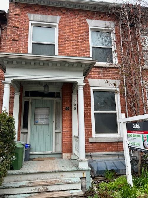 200 Bagot St, Kingston, ON, K7L3G1 | Card Image