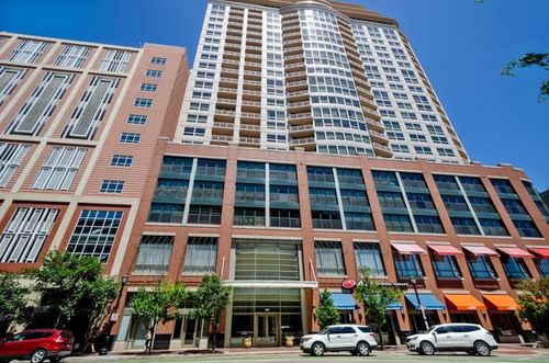 505-807 Davis St, Evanston, IL, 60201-4492 | Card Image