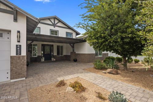 4432 N 38th Street, Phoenix, AZ, 85018 | Card Image