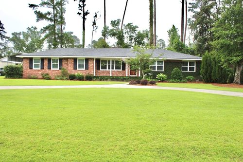 2417 Meadowbrook Dr, Valdosta, GA, 31602-1224 | Card Image