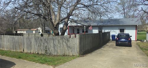 904 W 3rd St, Salem, MO, 65560-1345 | Card Image