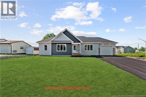 60 Mollins Cres, Moncton, NB, E1E4L6 | Card Image