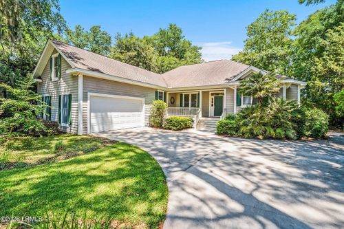 371 Cottage Farm Dr, Beaufort, SC, 29902-5971 | Card Image