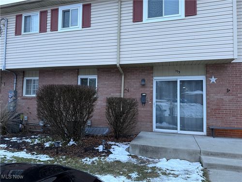 193 Surrey Ln, Canfield, OH, 44406-1539 | Card Image