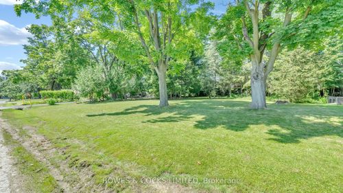 125 Greenhill Dr, Peterborough, ON, K9J6E2 | Card Image