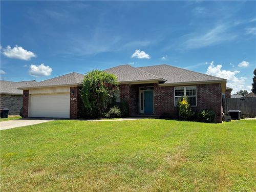 110 Ashbrook Ln, Russellville, AR, 72802-2342 | Card Image