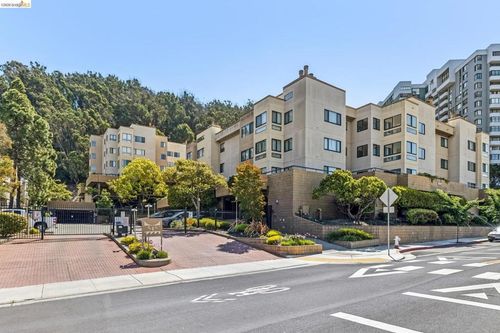 2307-545 Pierce St, Albany, CA, 94706-1066 | Card Image