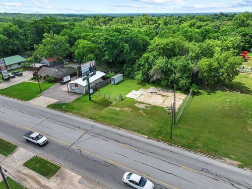 2514 W Morton St, Denison, TX, 75020-1404 | Card Image