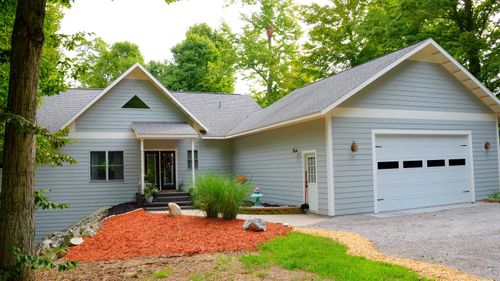 11770 S Mistys Trl, Empire, MI, 49630-8536 | Card Image