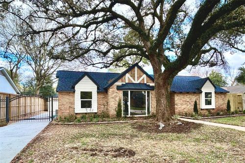 2511 Briarpark Dr, Houston, TX, 77042-2129 | Card Image