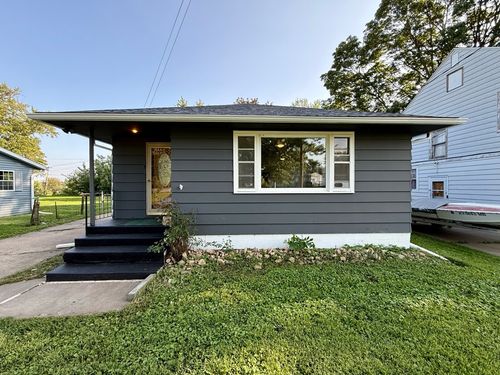1525 27th Avenue S, Clinton, IA, 52732 | Card Image