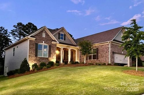 16010 Vale Ridge Dr, Charlotte, NC, 28278-8231 | Card Image