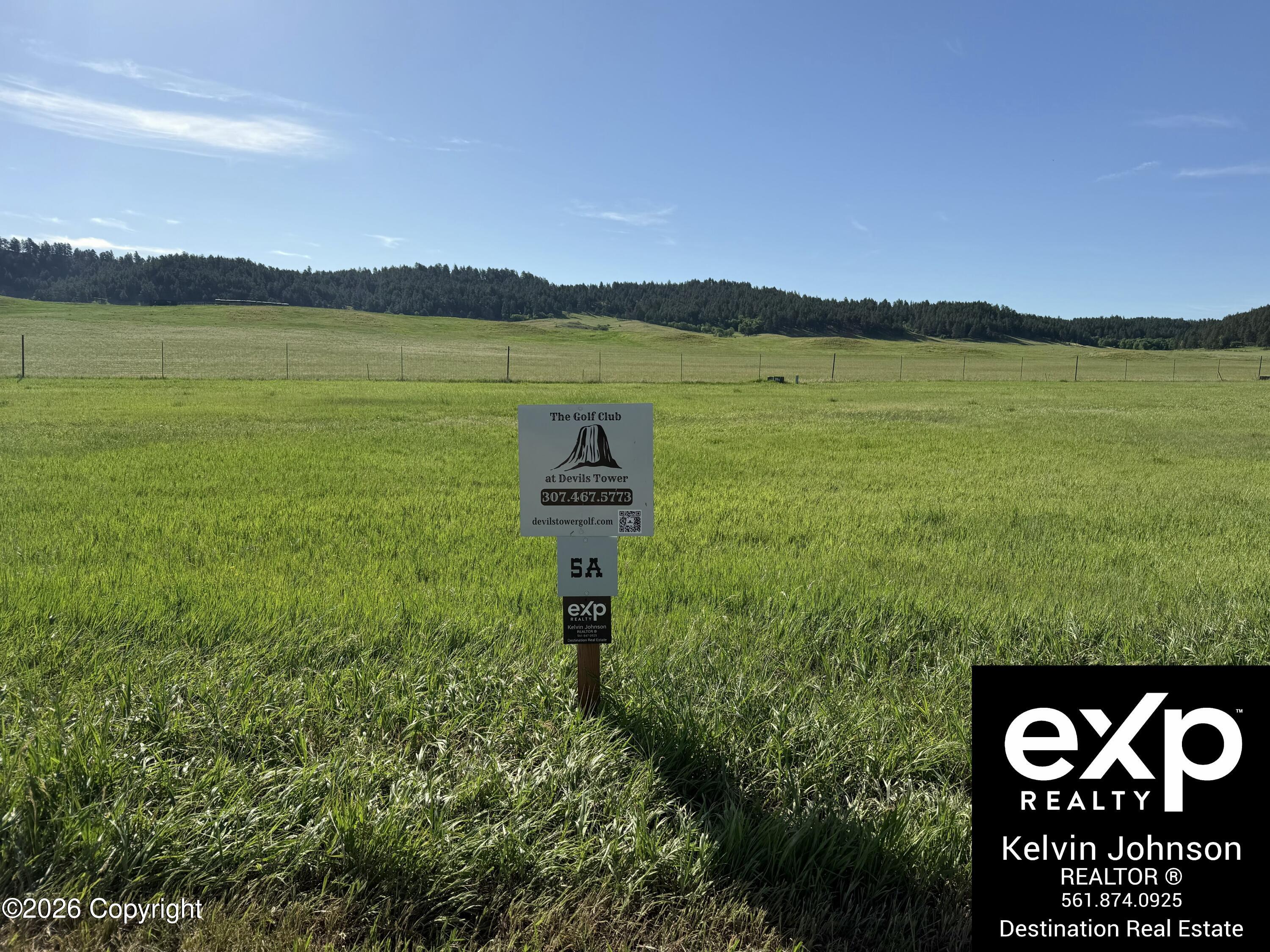 Land in Hulett