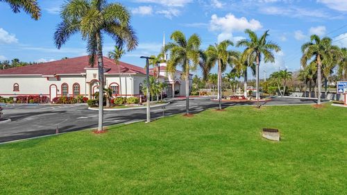 7025 Summerville Ter, Lake Worth, FL, 33467-7700 | Card Image